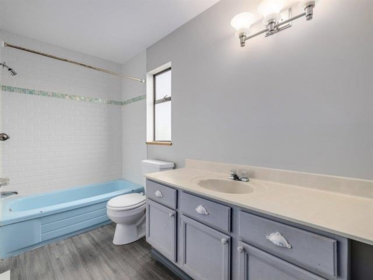 Hot Tub / Spa Photo of 18208 21a Avenue, Surrey, BC