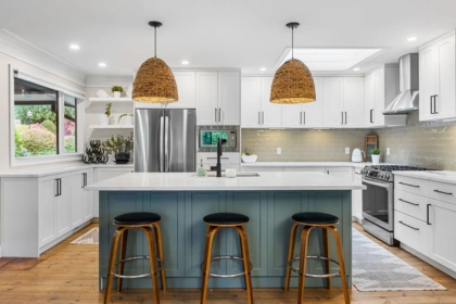 14015 Marine Drive, White Rock, BC, White Rock — 3 bed townhouse for sale