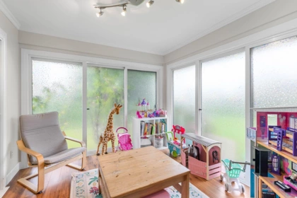 Primary Bedroom Photo of 14015 Marine Drive, White Rock, BC