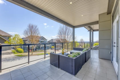 Swimming Pool Photo of 1438 Strawline Hill Street, Coquitlam, BC