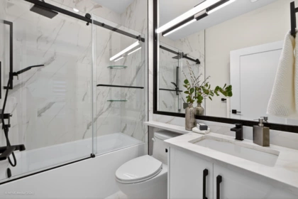Powder Room Photo of 1554 W 66th Avenue, Vancouver, BC