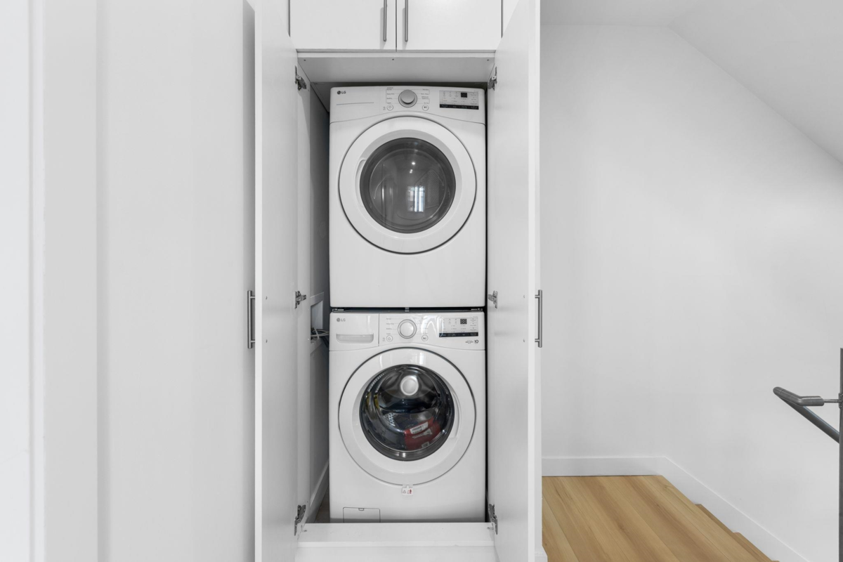 Aerial View of 4 1536 Duthie Avenue, Burnaby, BC