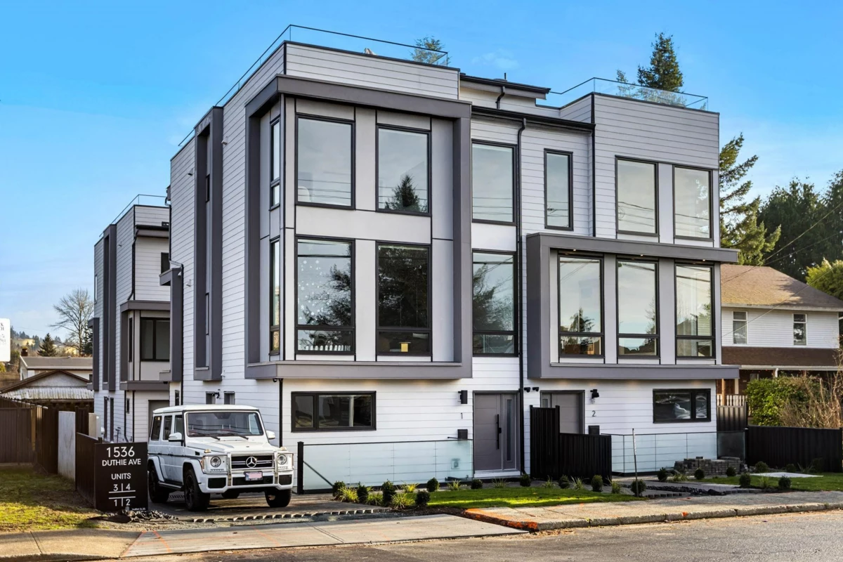 Breakfast Nook Photo of 4 1536 Duthie Avenue, Burnaby, BC