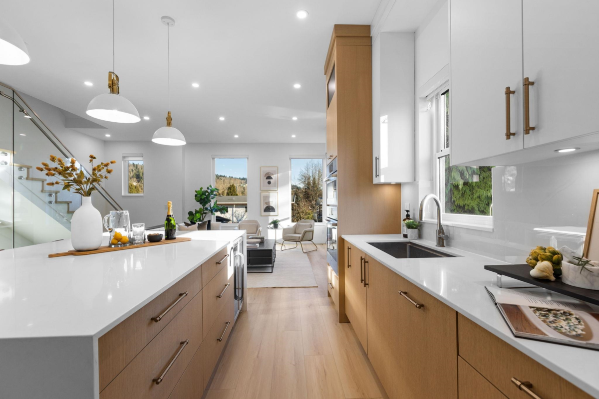 Guest Bathroom Photo of 4 1536 Duthie Avenue, Burnaby, BC