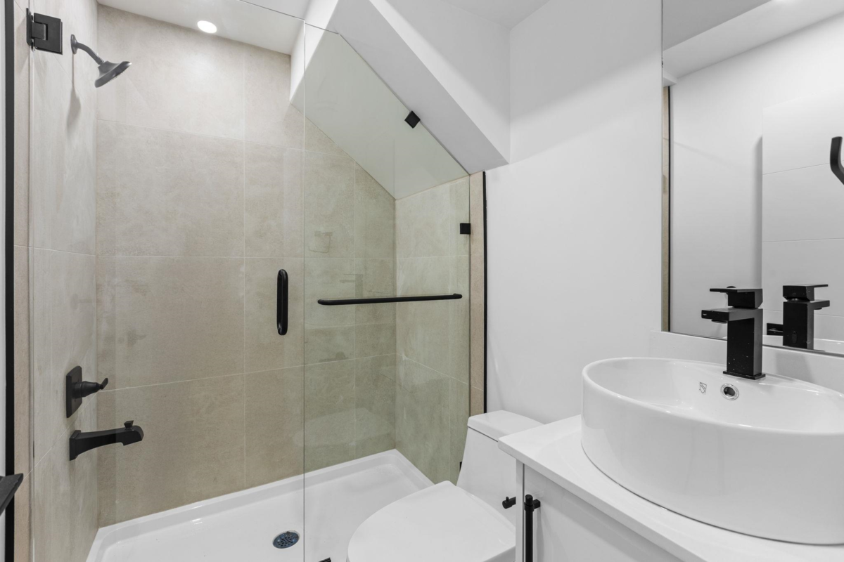 Outdoor Kitchen Photo of 4 1536 Duthie Avenue, Burnaby, BC