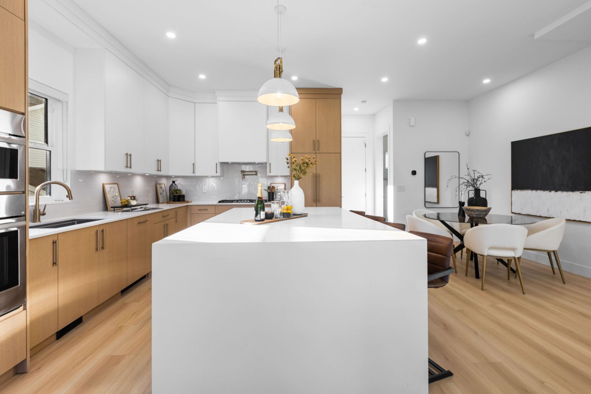 Powder Room Photo of 4 1536 Duthie Avenue, Burnaby, BC