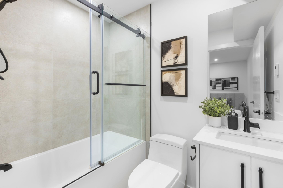 Swimming Pool Photo of 4 1536 Duthie Avenue, Burnaby, BC