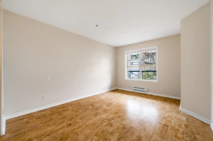 Primary Bedroom Photo of 302 15325 17 Avenue, Surrey, BC