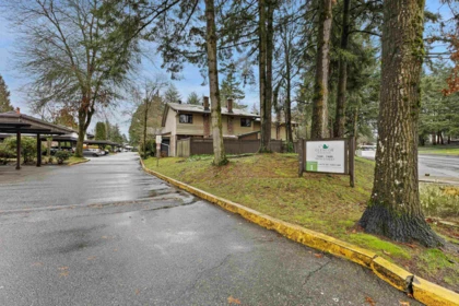 146 7470 138 Street, Surrey, BC, Surrey — Townhouse for sale