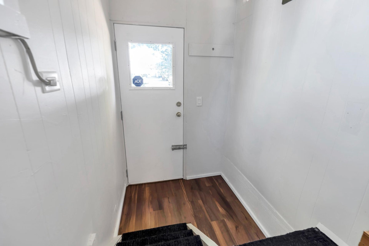 Backyard Photo of 46054 Robertson Avenue, Chilliwack, BC