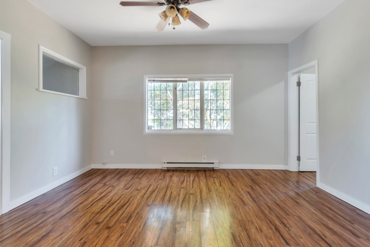 Basement Recreation Room Photo of 46054 Robertson Avenue, Chilliwack, BC