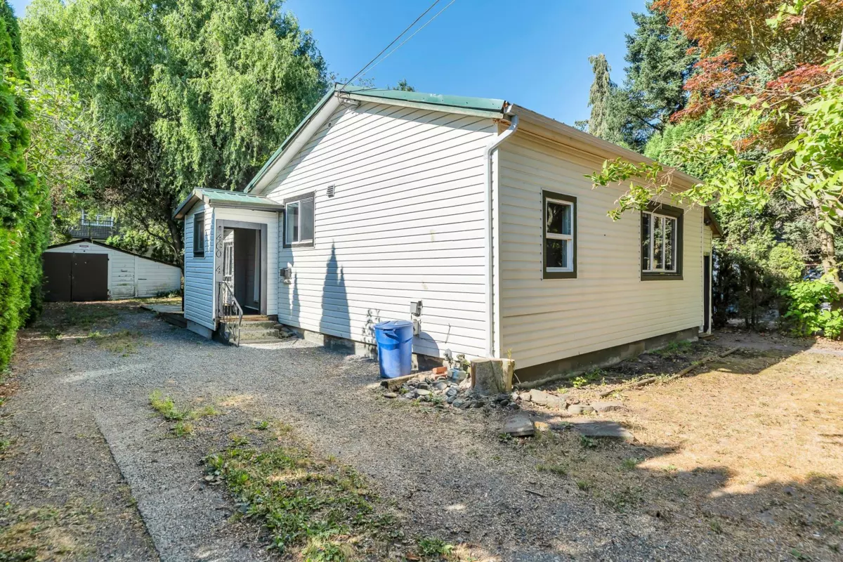 Living Room Photo of 46054 Robertson Avenue, Chilliwack, BC