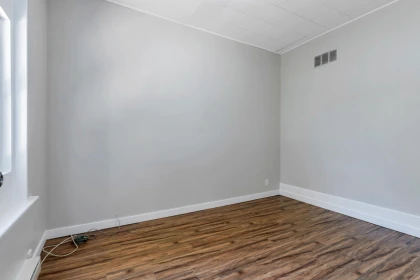 Hallway Photo of 46054 Robertson Avenue, Chilliwack, BC