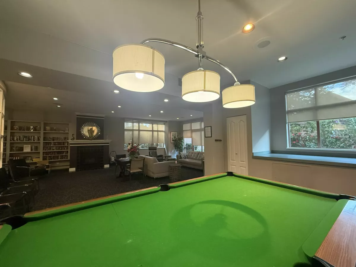 Swimming Pool Photo of 1705 612 Fifth Avenue, New Westminster, BC