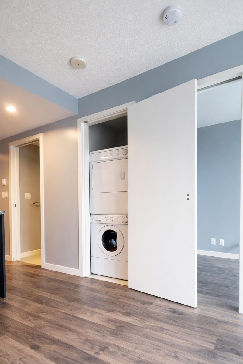 Kitchen Island Photo of 1507 833 Homer Street, Vancouver, BC