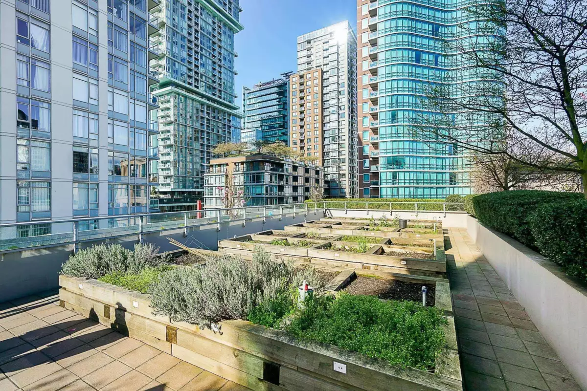 Office / Den Photo of 1507 833 Homer Street, Vancouver, BC