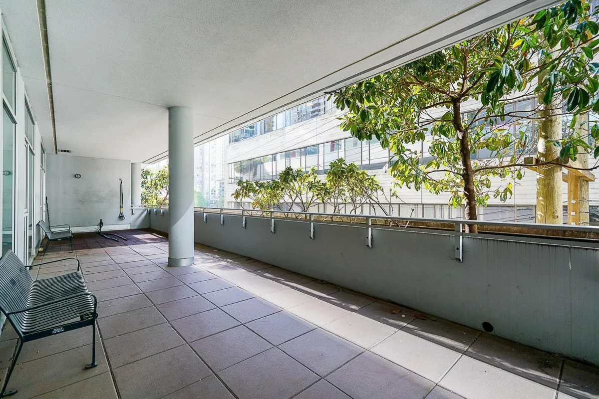 Powder Room Photo of 1507 833 Homer Street, Vancouver, BC