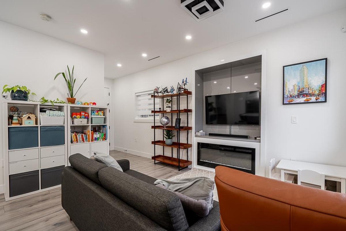 Family Room Photo of #2 4675 Canada Way, Burnaby, BC
