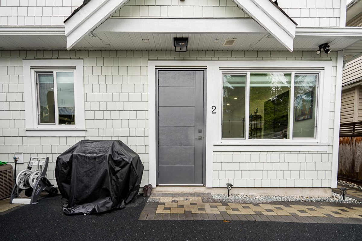 Hallway Photo of #2 4675 Canada Way, Burnaby, BC