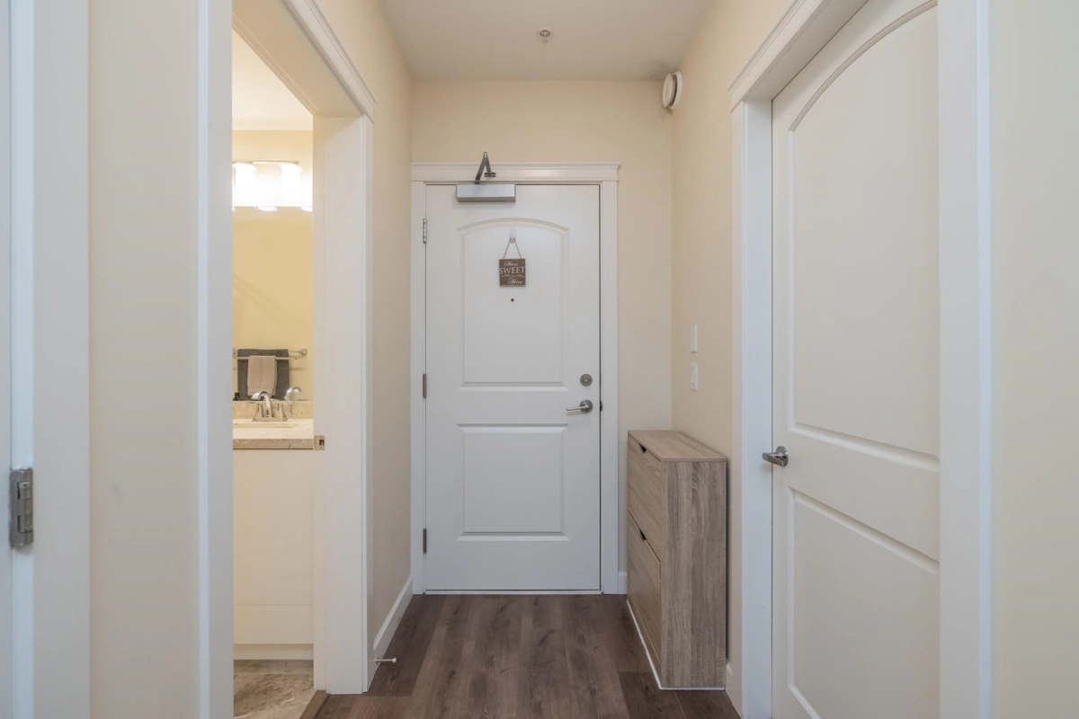 Entry Foyer Photo of 111 8538 203a Street, Langley, BC