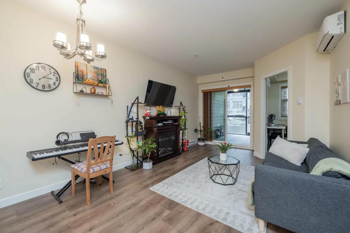 Kitchen Island Photo of 111 8538 203a Street, Langley, BC
