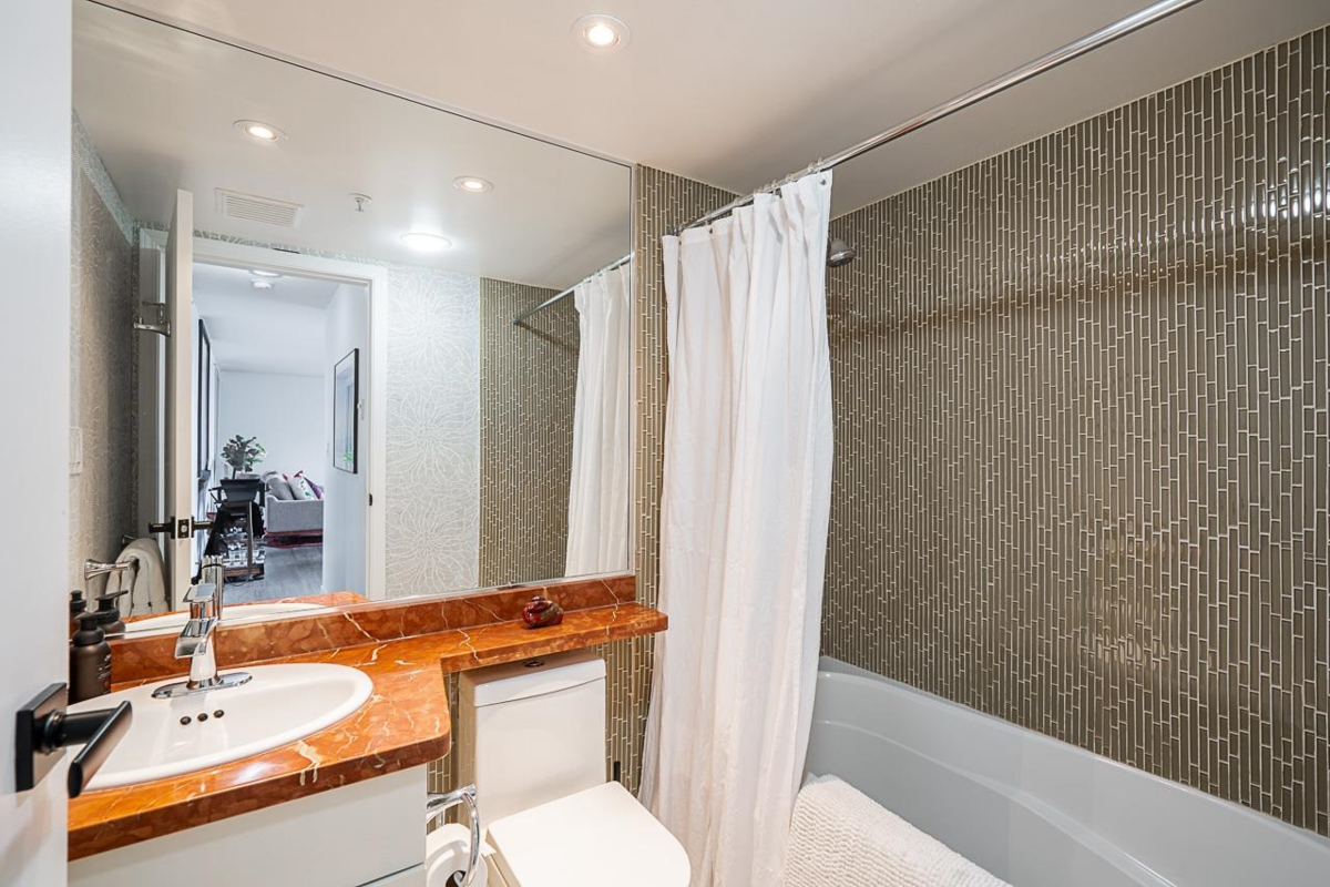 Entry Foyer Photo of 302 1228 Marinaside Crescent, Vancouver, BC