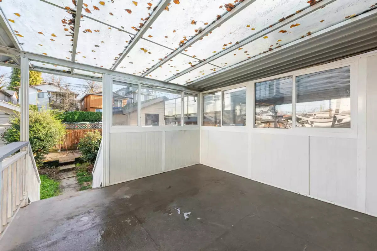 Basement Recreation Room Photo of 5556 Earles Street, Vancouver, BC