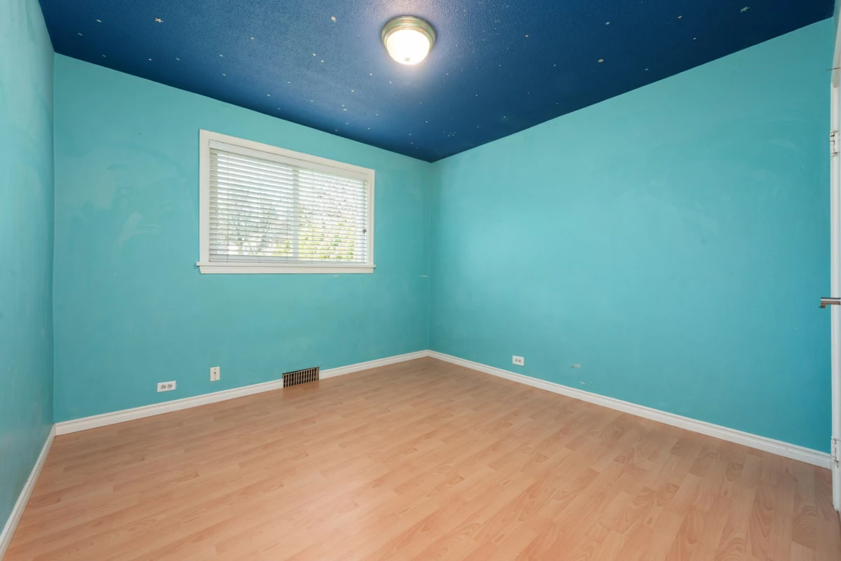 Breakfast Nook Photo of 5556 Earles Street, Vancouver, BC