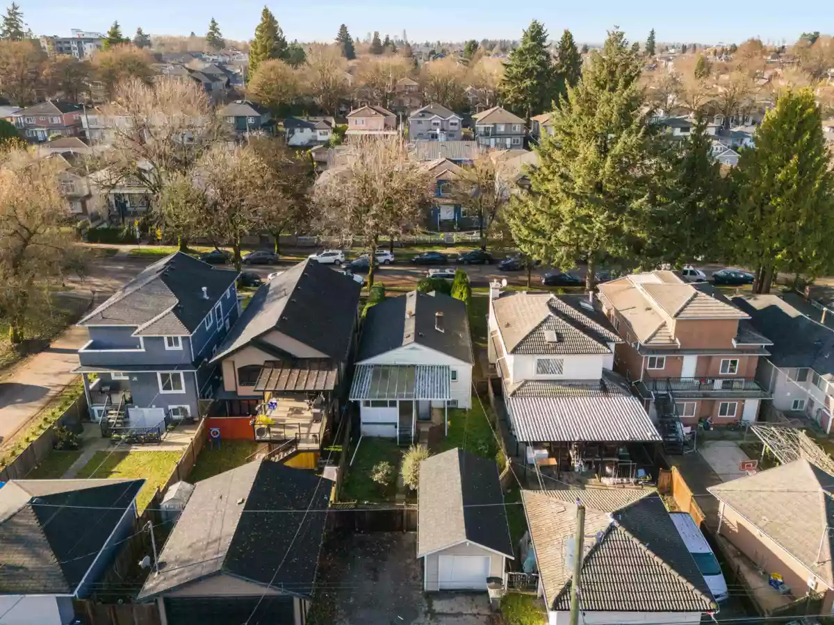Outdoor Deck Photo of 5556 Earles Street, Vancouver, BC