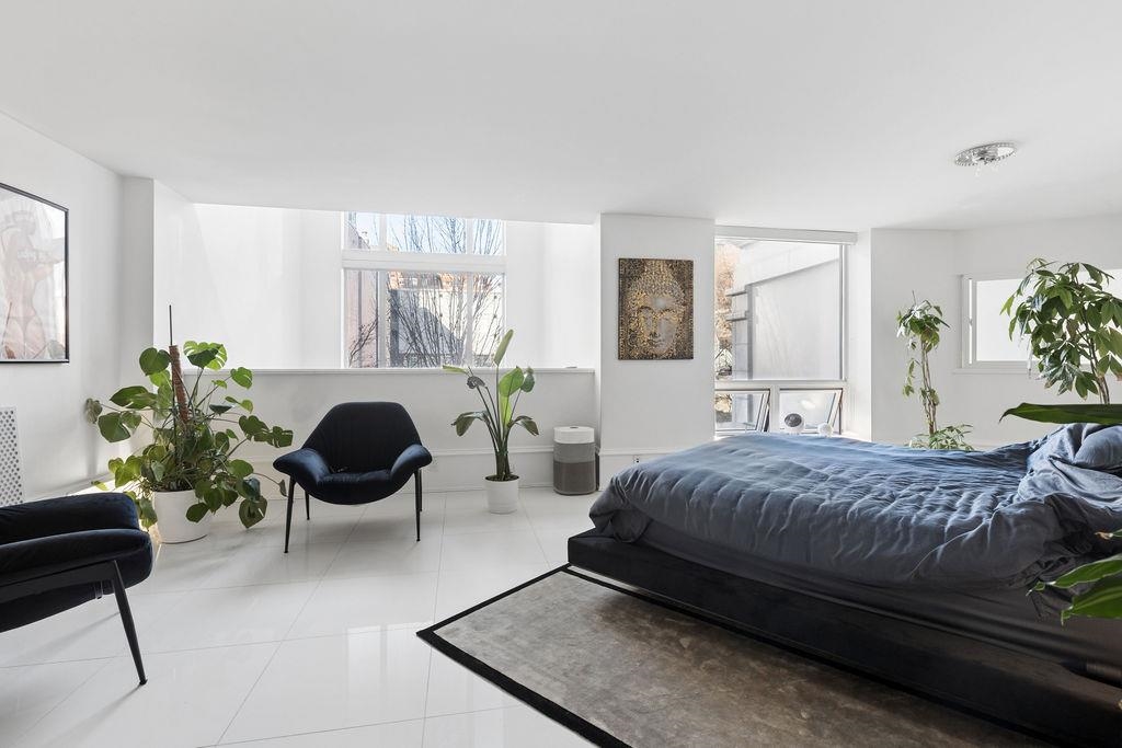 Bedroom 3 Photo of 1106 Hornby Street, Vancouver, BC