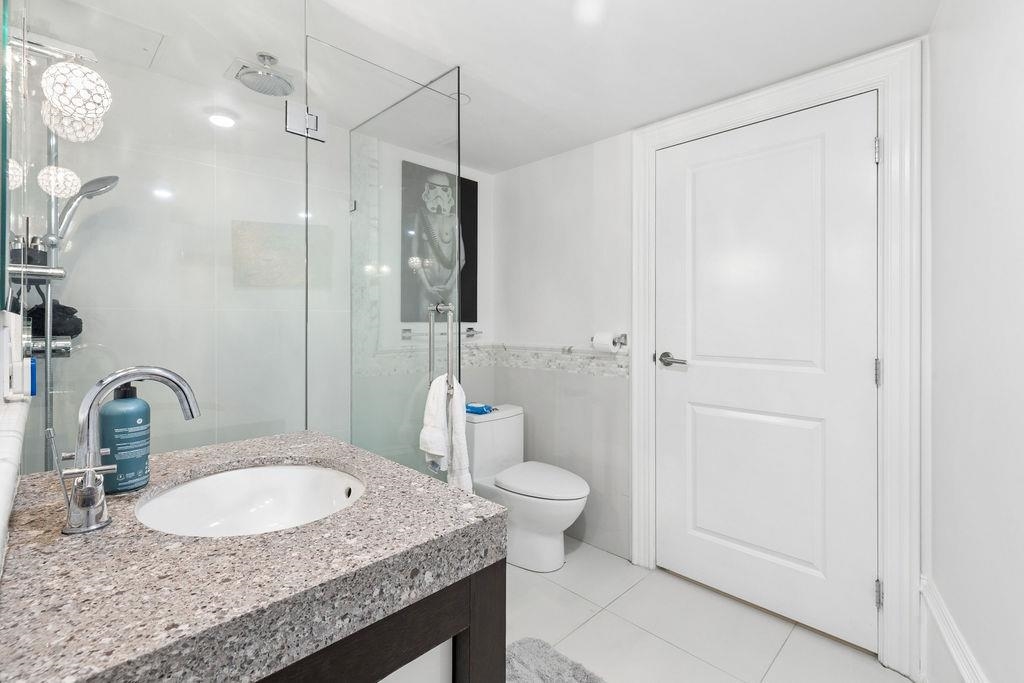 Loft / Bonus Room Photo of 1106 Hornby Street, Vancouver, BC