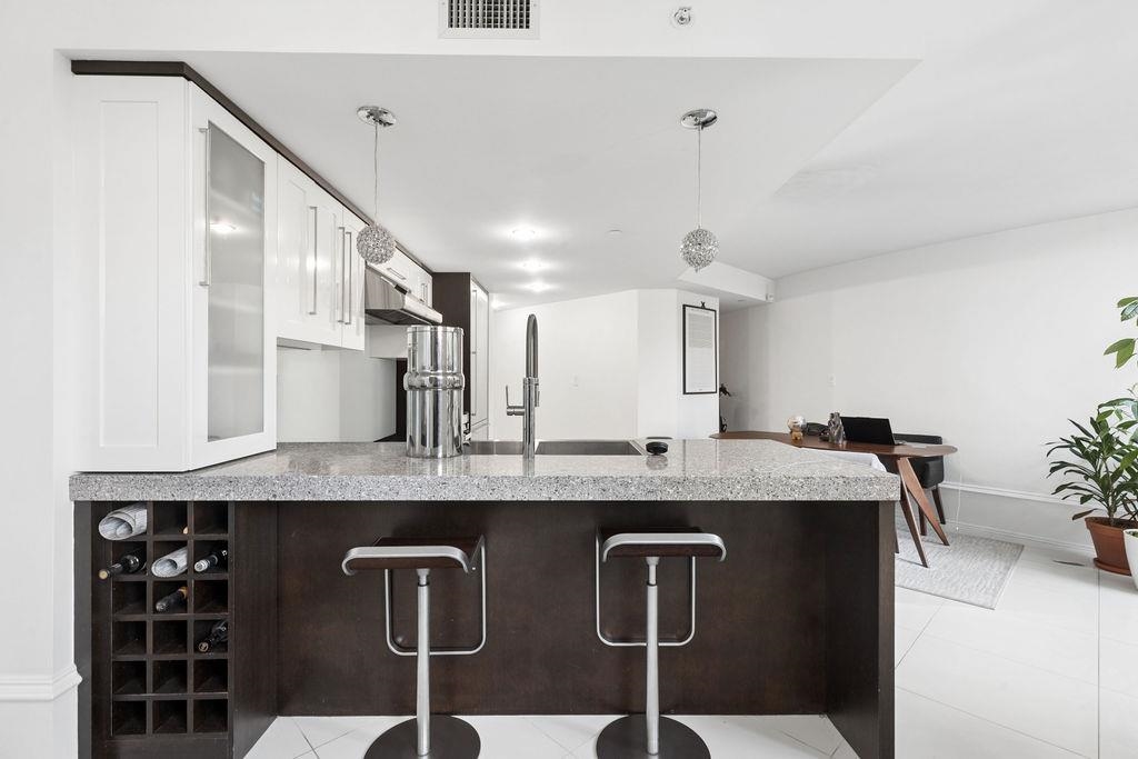 Pantry Photo of 1106 Hornby Street, Vancouver, BC