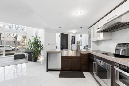 Breakfast Nook Photo of 1106 Hornby Street, Vancouver, BC