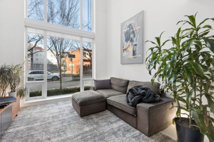 1106 Hornby Street, Vancouver, BC, Vancouver — Townhouse for sale