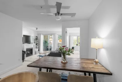 206 4550 Fraser Street, Vancouver, BC, Vancouver — Apartment/Condo for sale