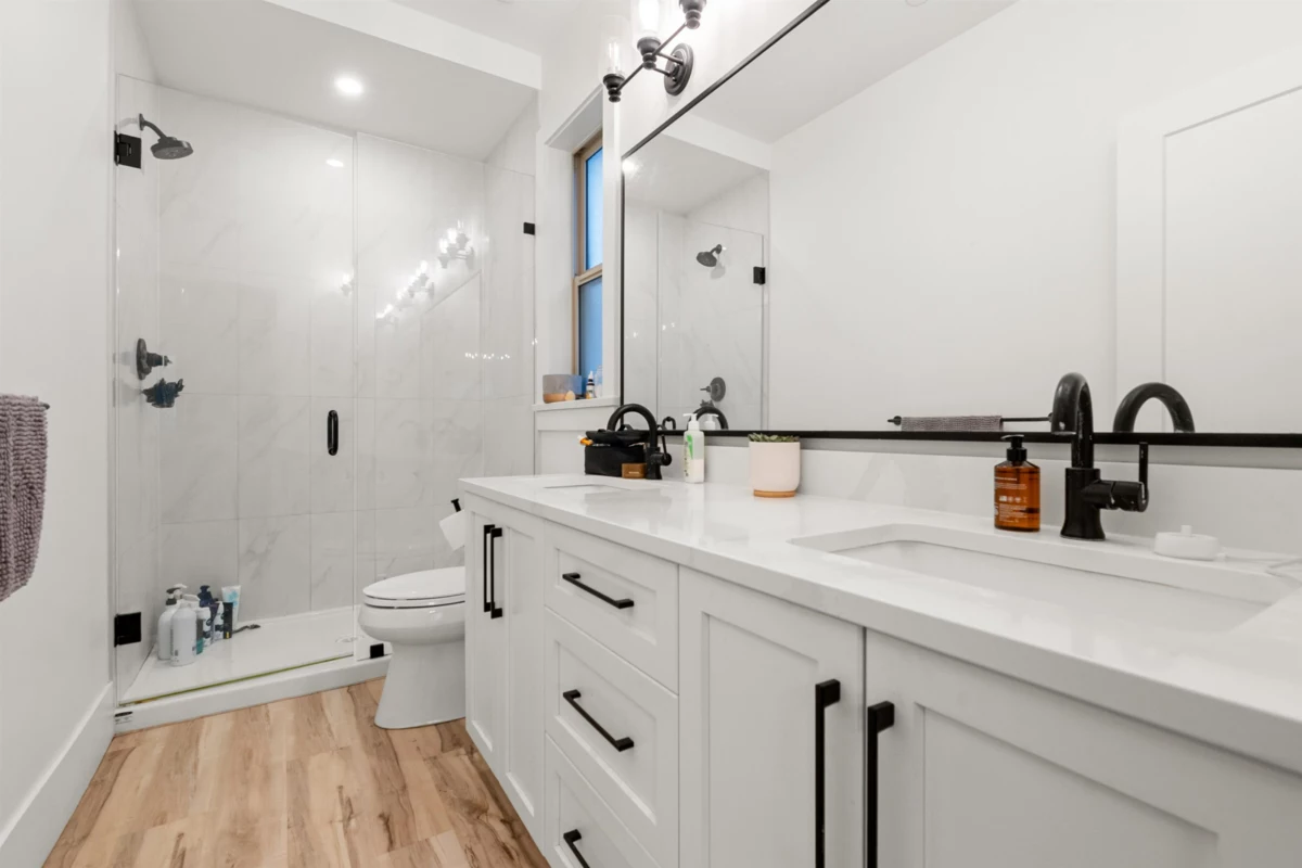 Staircase Photo of 50 46211 Promontory Road, Chilliwack, BC