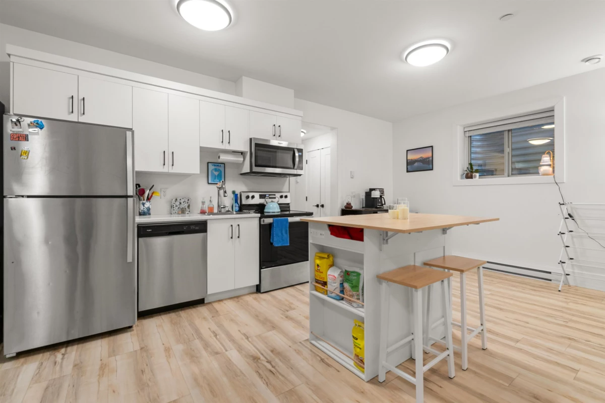 Swimming Pool Photo of 50 46211 Promontory Road, Chilliwack, BC