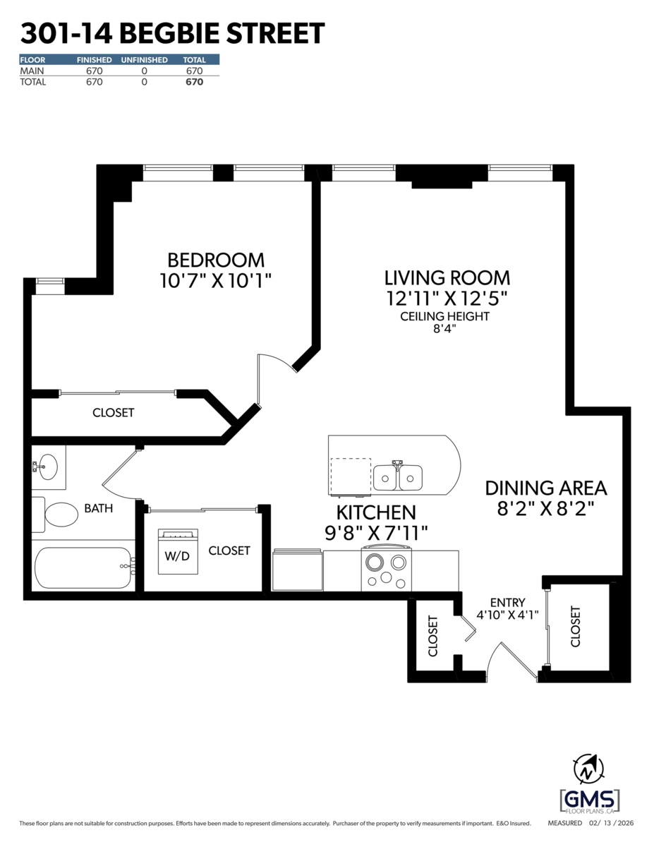 Living Room Photo of 301 14 Begbie Street, New Westminster, BC