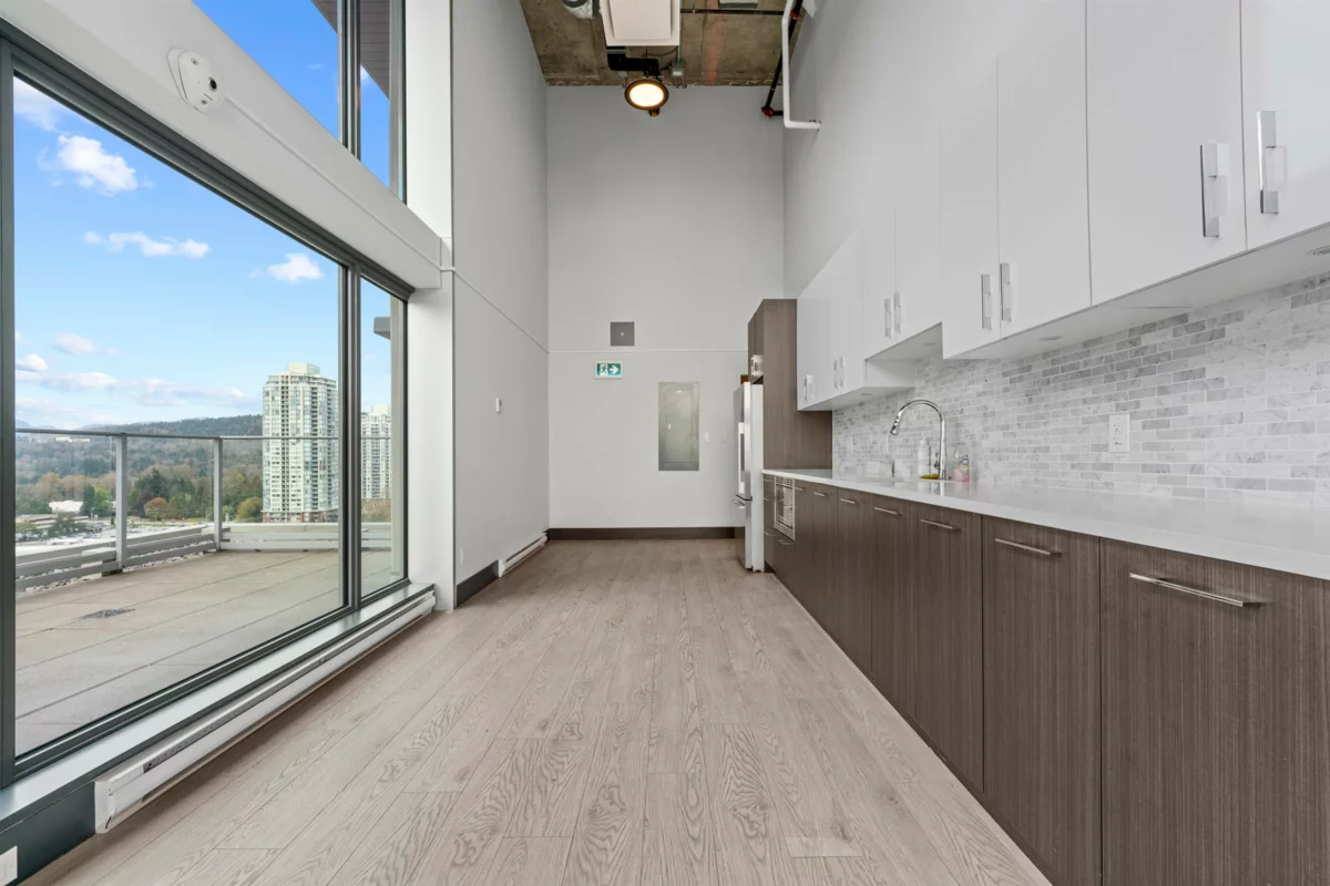 Backyard Photo of 404 518 Whiting Way, Coquitlam, BC