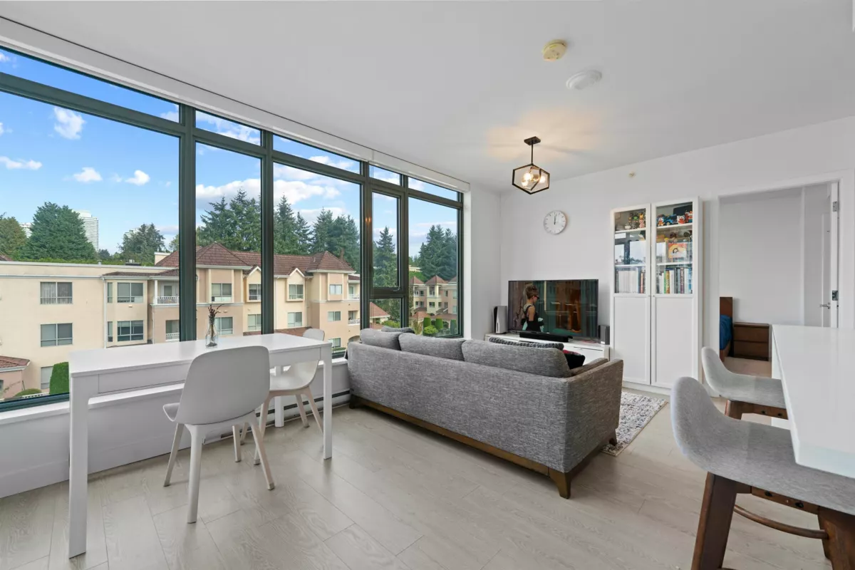 Breakfast Nook Photo of 404 518 Whiting Way, Coquitlam, BC