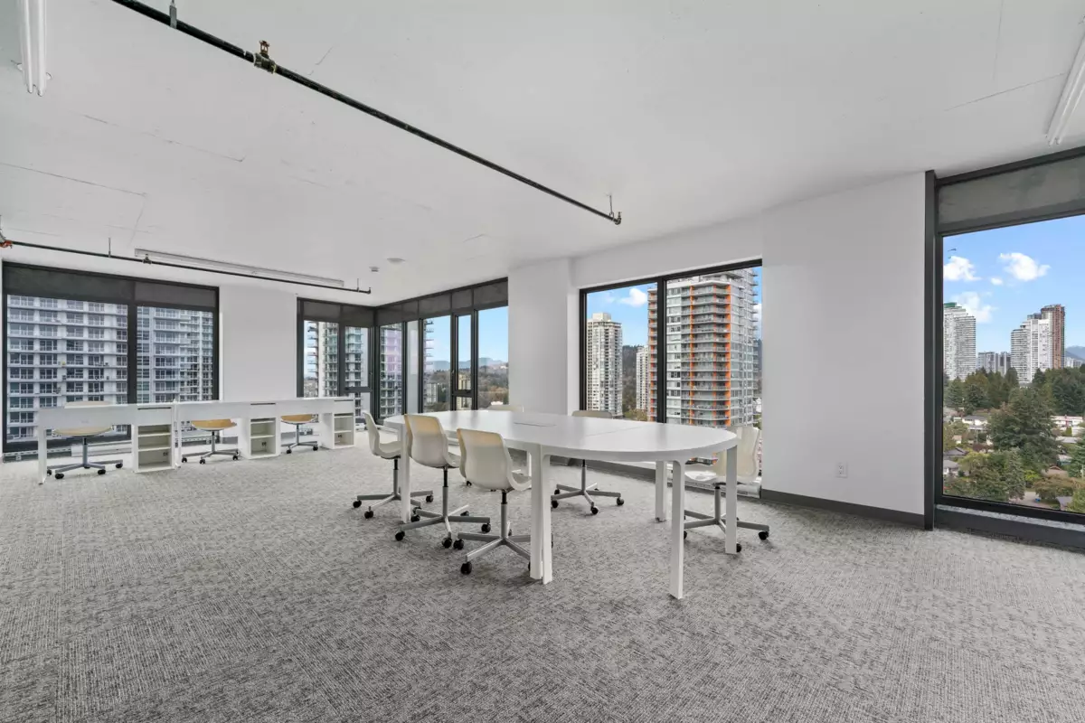 Front Yard Photo of 404 518 Whiting Way, Coquitlam, BC