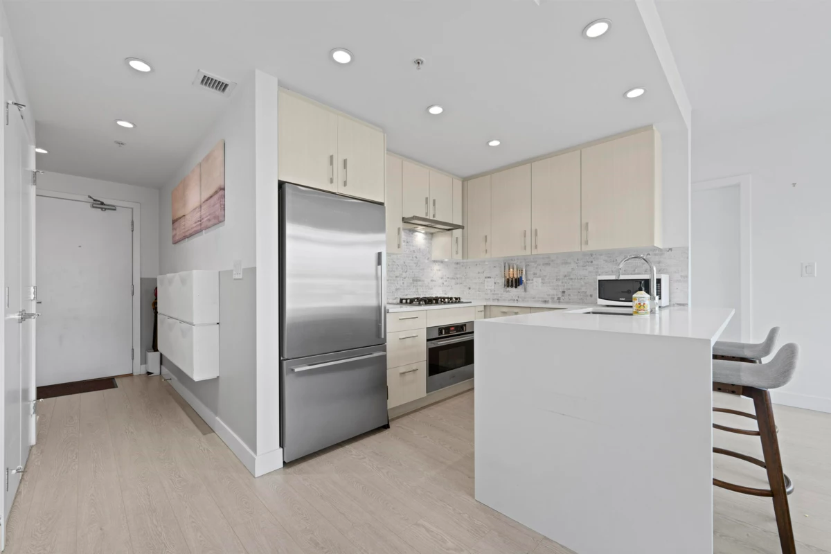 Living Room Photo of 404 518 Whiting Way, Coquitlam, BC