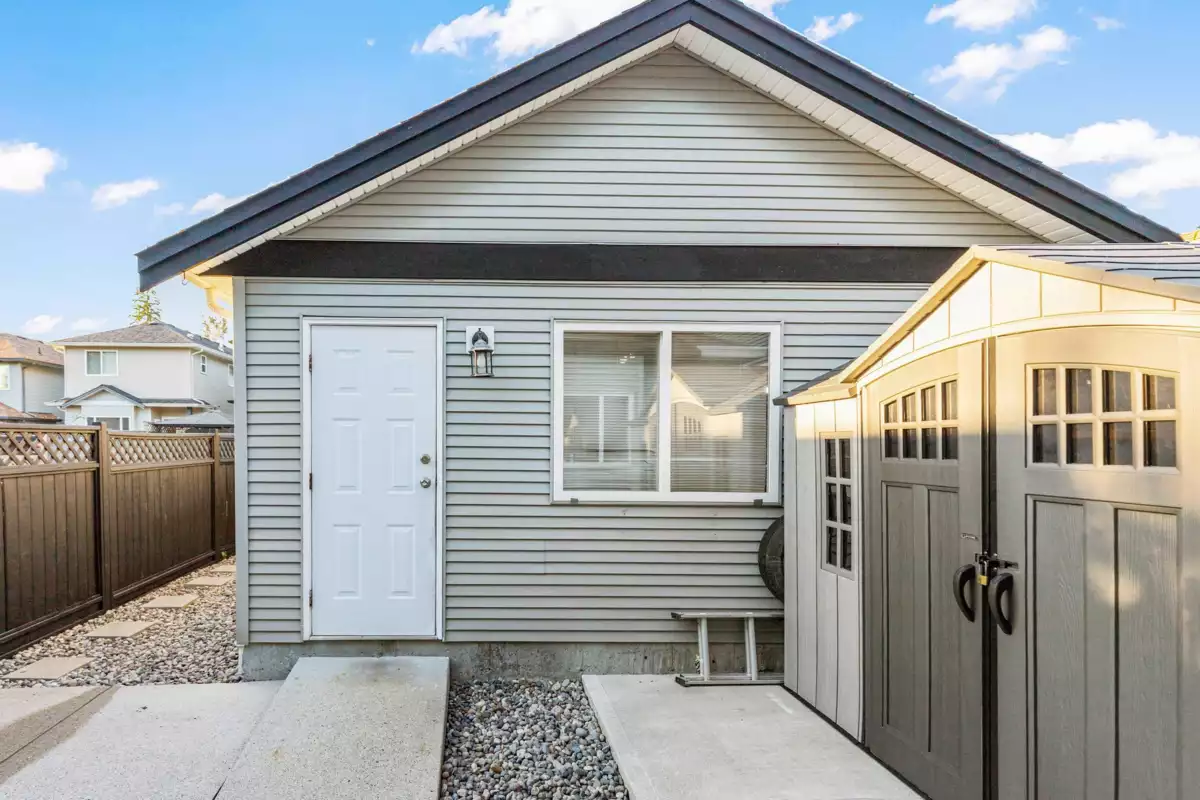 Garden / Landscaping Photo of 24107 102 Avenue, Maple Ridge, BC