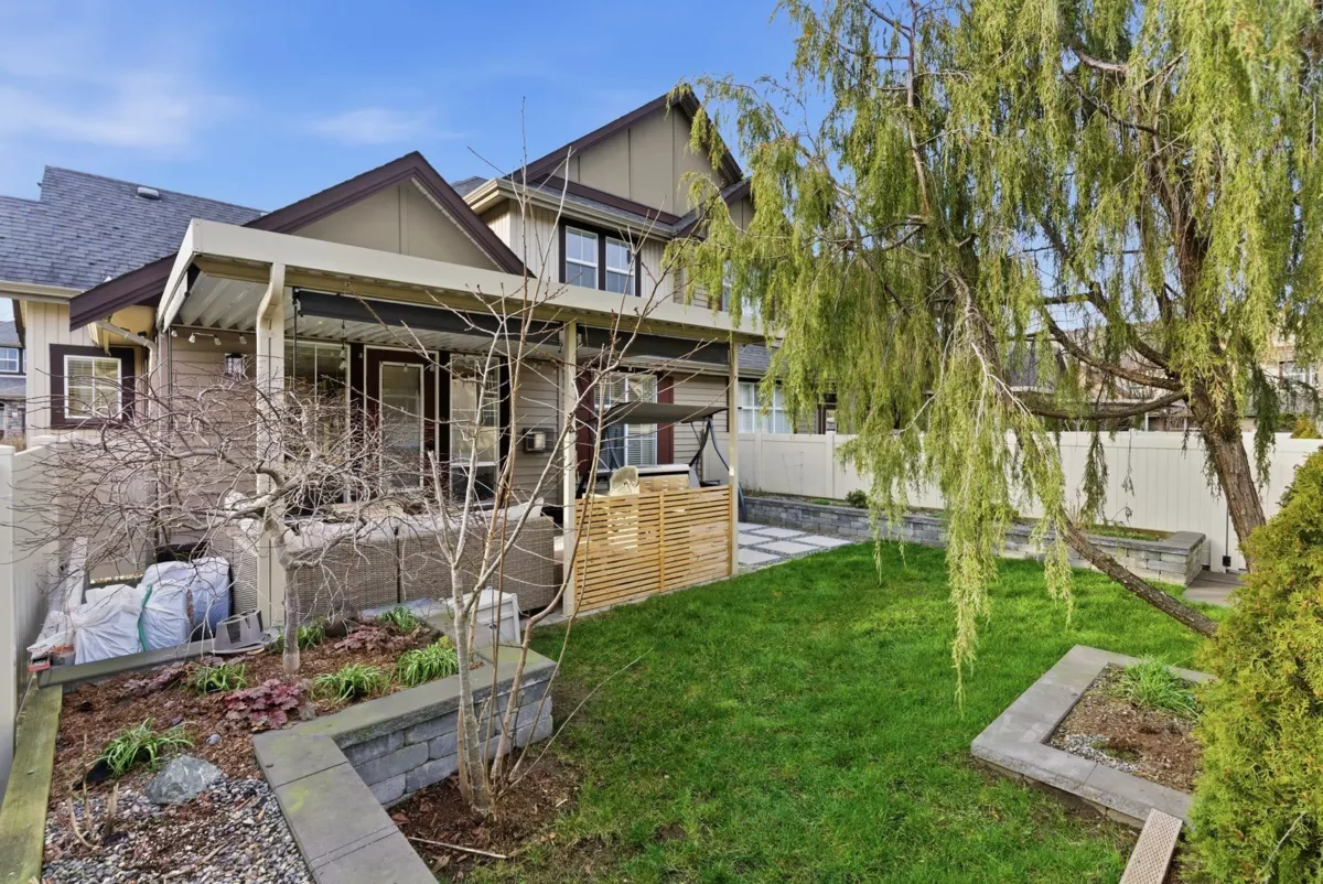 Neighborhood Park Photo Near 41 6577 Southdowne Place, Chilliwack, BC