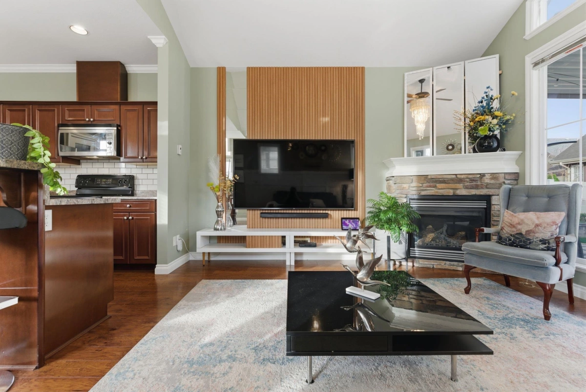 Primary Bathroom Photo of 41 6577 Southdowne Place, Chilliwack, BC