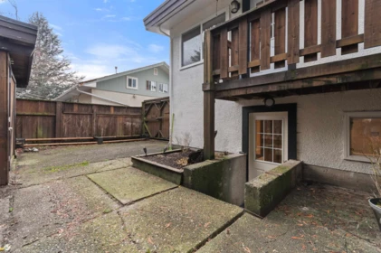 Swimming Pool Photo of 9314 Jackson Street, Chilliwack, BC