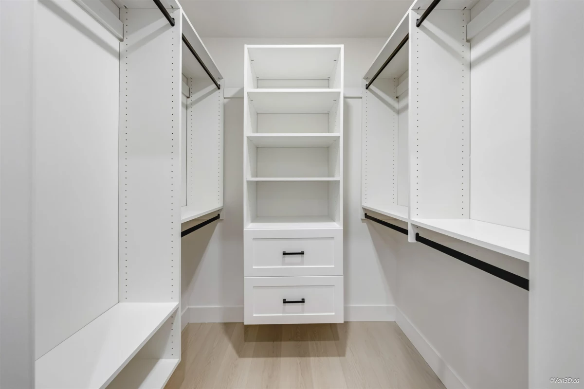 Basement Recreation Room Photo of 1 6730 Heather Street, Vancouver, BC