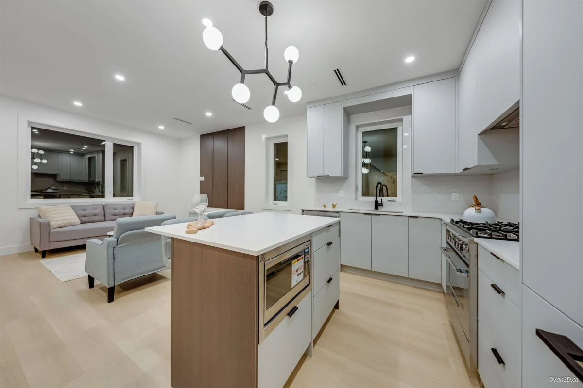 Bedroom 2 Photo of 1 6730 Heather Street, Vancouver, BC