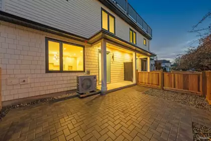 1 6730 Heather Street, Vancouver, BC