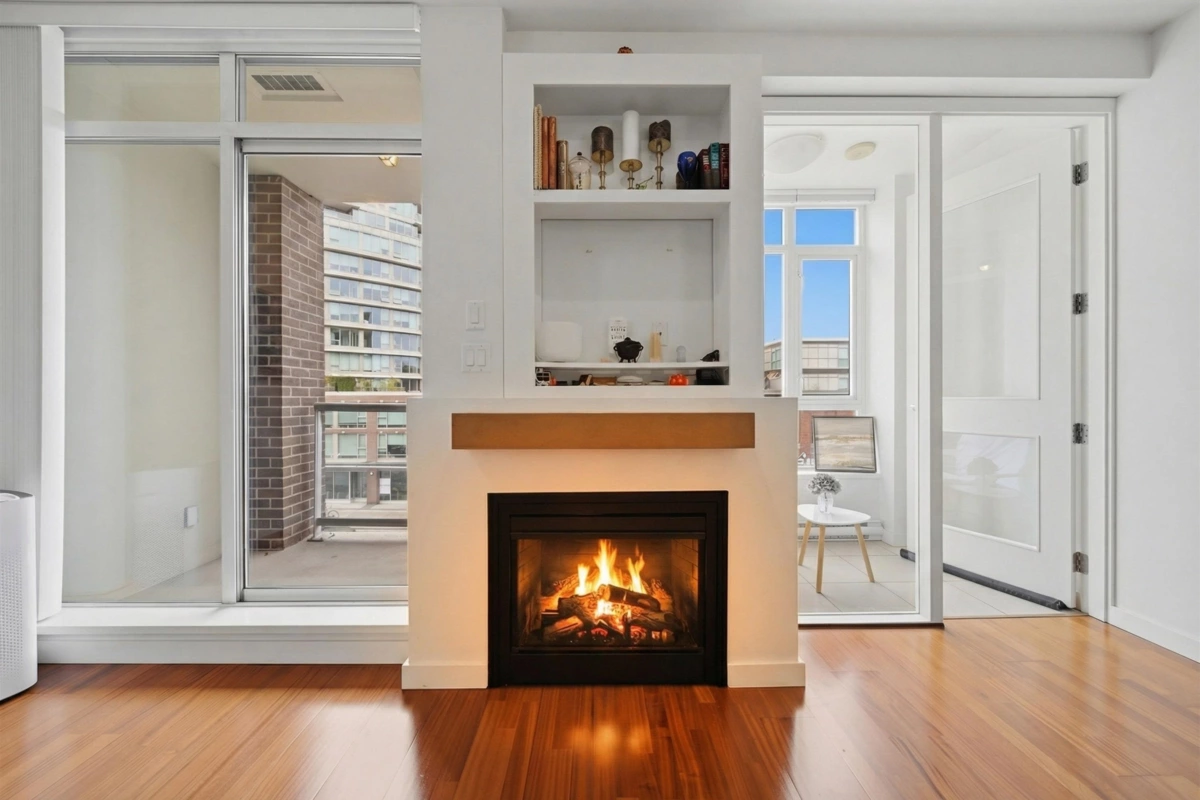 Living Room Photo of 306 2055 Yukon Street, Vancouver, BC